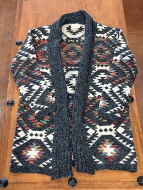 Dreamers Charcoal Ivory Multicolor Aztec Shawl-Collar Cardigan
